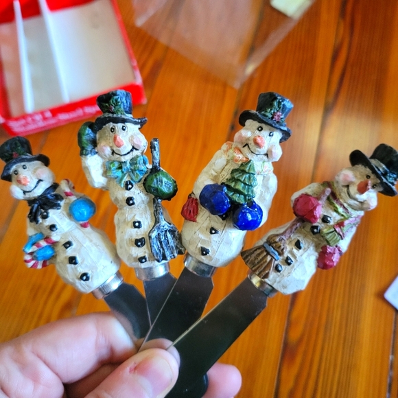 ❤️🩷❤️Set of 4 stainless holiday snowman snowmen spreaders hosting - Picture 1 of 8